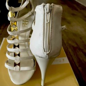 White plateform heel